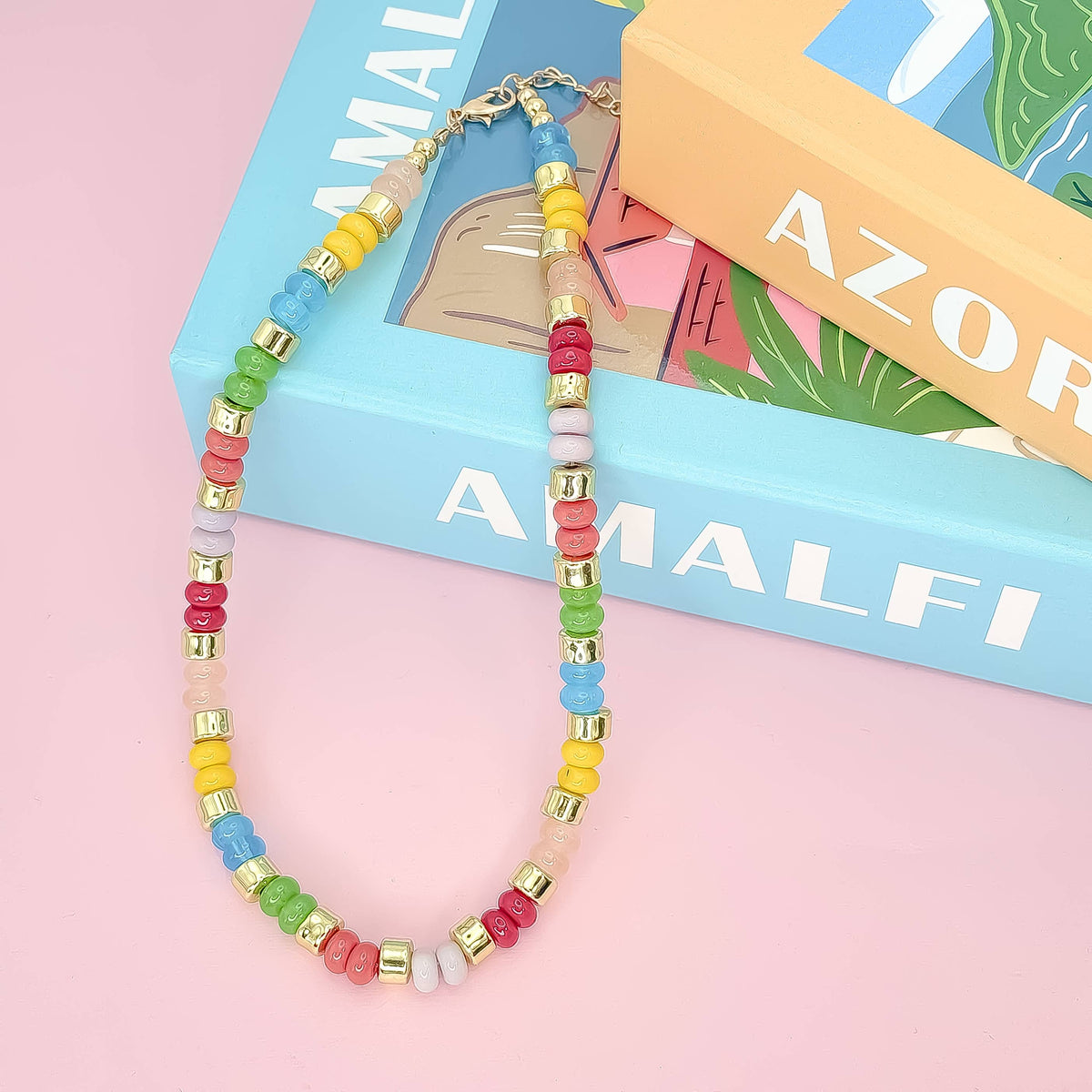 Colorful beaded necklace 