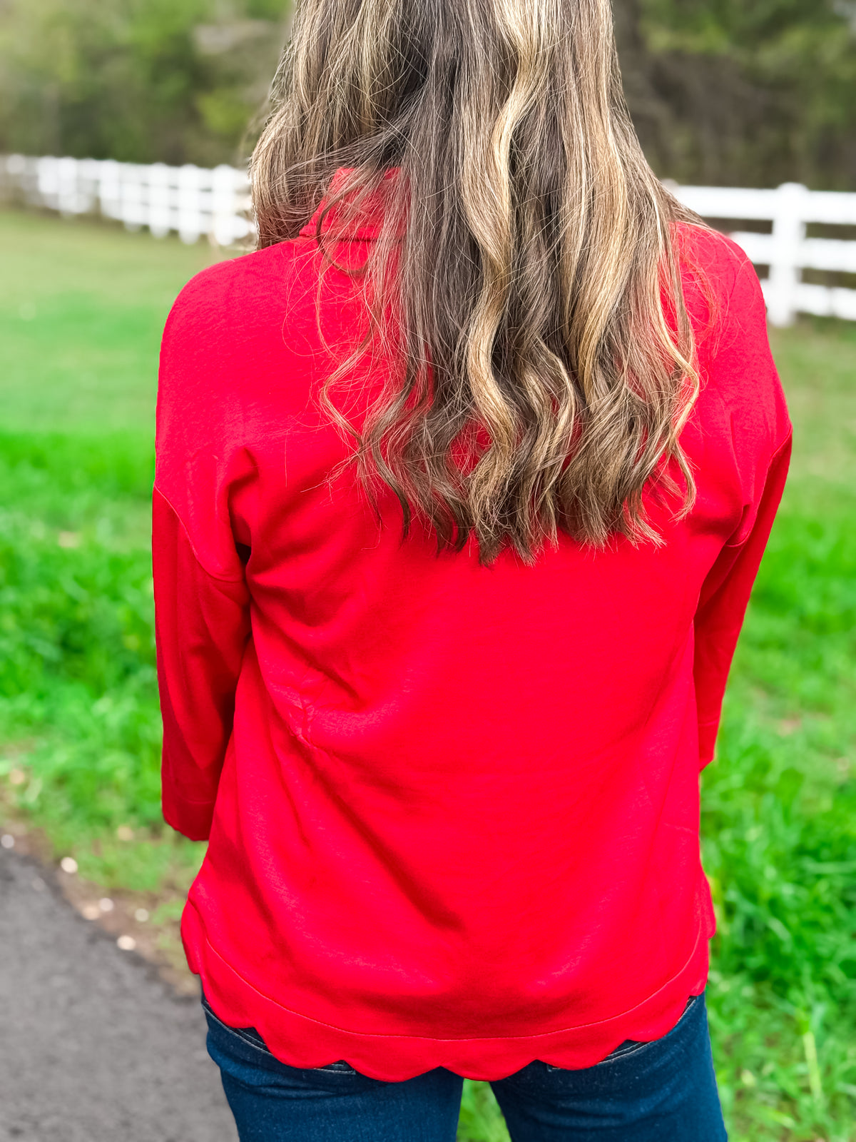 PLUS SIZE - Sweetheart Scallop Top