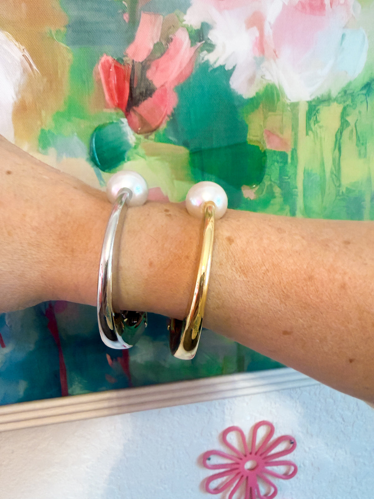Halo Single Pearl Bangle - Silver