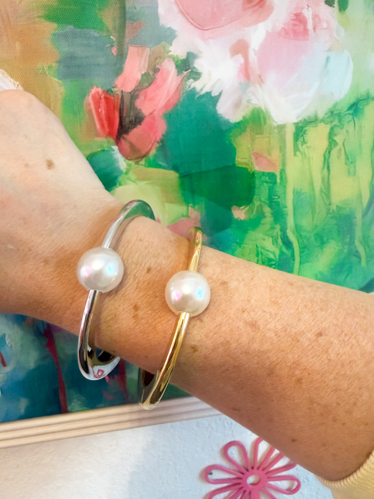Halo Single Pearl Bangle - Silver